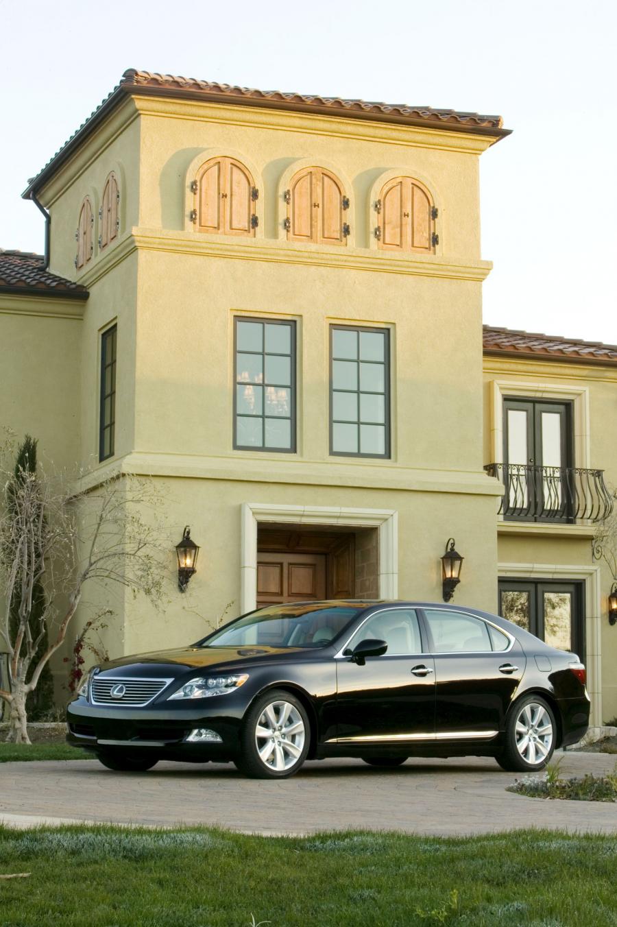  Lexus LS600h L 2007 года  (фото 211 из 224)